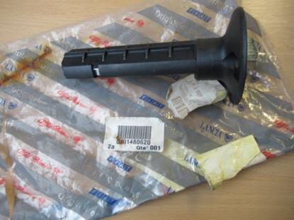 101480620 Pen bevestiging armleuning stoelen voorzijde