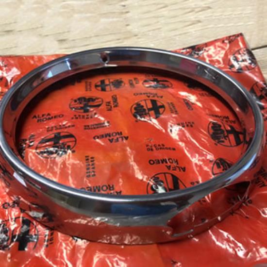 1052000 Koplamp ring Alfa Romeo GT GTV stepnose