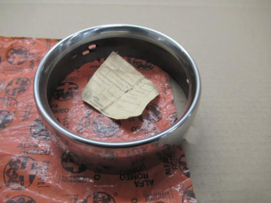 105446510010 Kleine koplampring