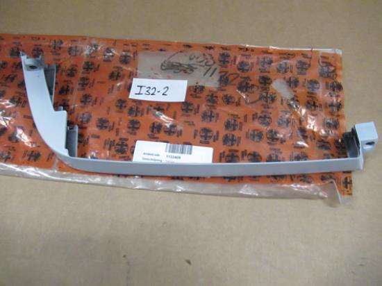 1122409 Sierlijst rechts koplamp voorbereid voor spuitwerk