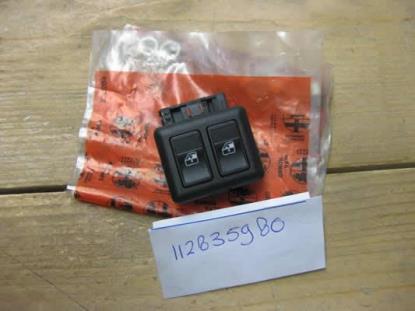 112835980 Dubbele schakelaar elektrische raambediening