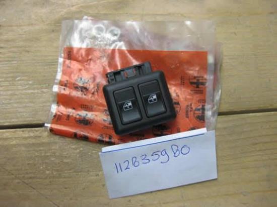 112835980 Dubbele schakelaar elektrische raambediening