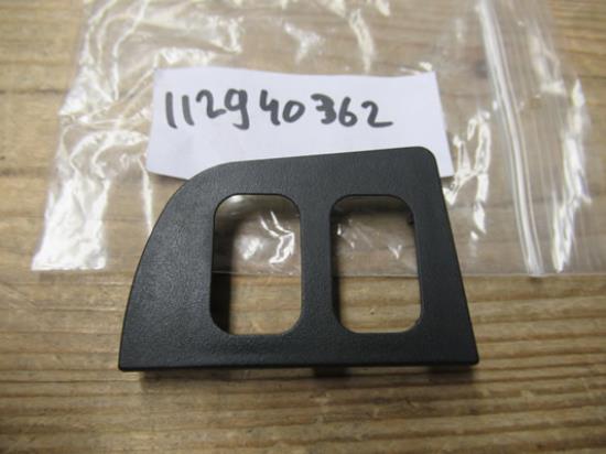 112940362 Sierstuk raambediening links interieur deurpaneel Alfa Romeo 145 146