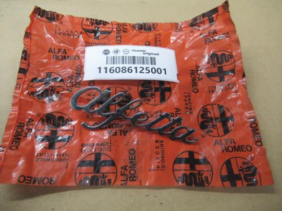 116086125001 Embleem Alfetta metaal