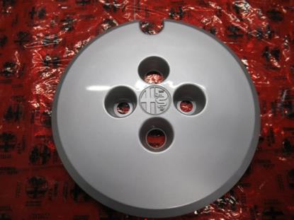 126348 Wieldop Alfa Romeo 33 4 gaten zilver