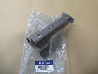 1307623080 Achterklep deurvanger geleider