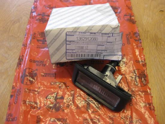 1362912080 Kentekenverlichting