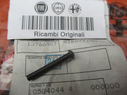 13766907 Revet zijruit