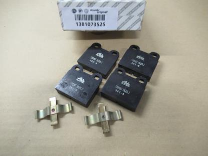 1381073525 Remblokset achterzijde