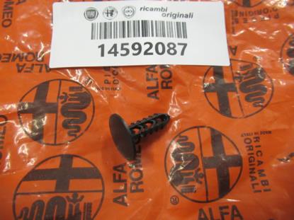 14592087 Knop interieurbekleding 6.5x18