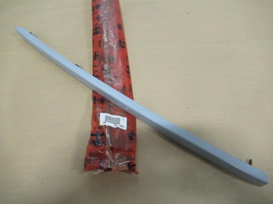 150346000 Sierlijst onder koplamp rechts