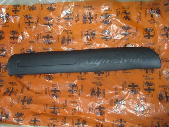 156016181 Dorpellijst achterzijde links Alfa Romeo 156