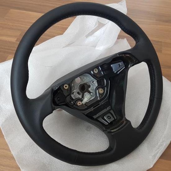 156018551 Stuurwiel zwart leer