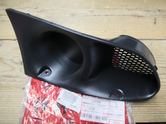 156024080 Sierstuk voorbumper rechts