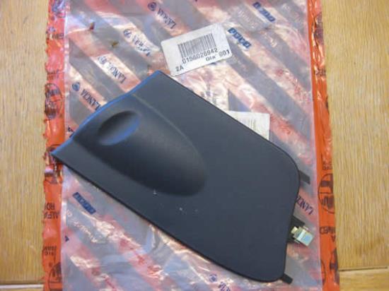 156026942 Afdekkap kofferbakklep links