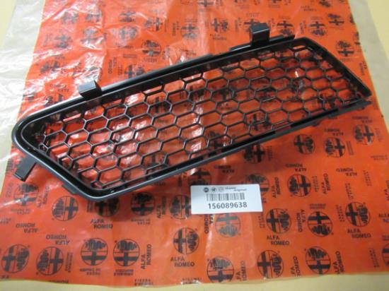 156089638 Grille voorbumper Alfa Romeo 159