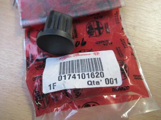 174101620 Afdekkap verstellingsknop lendensteun Alfa Romeo 156