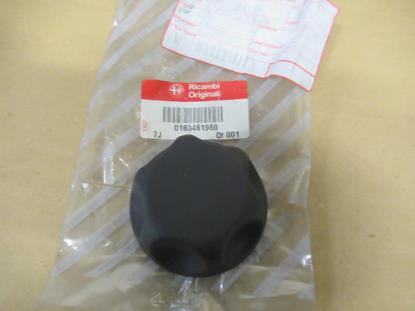 183461960 Voorstoel draaiknop