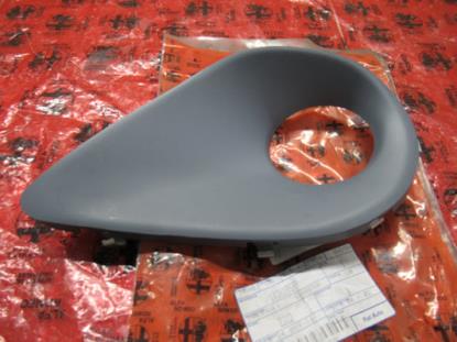 183618599 Sierstuk voorbumper linker mistlamp