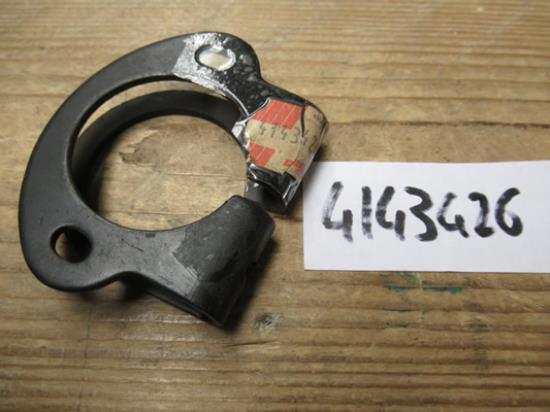 4143426 Uitlaatklem