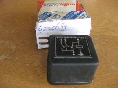 4200679 Richtingaanwijzer relais Fiat 126 Fiat 124