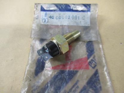 4209632 Schakelaar achteruitrijverlichting