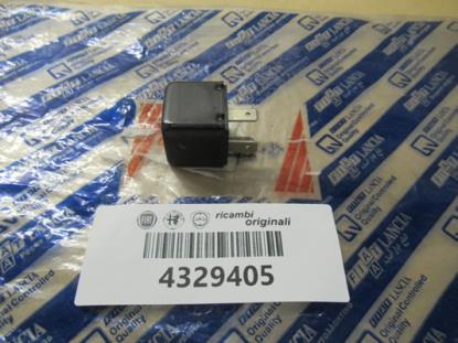 4329405 Ruitenwisser relais