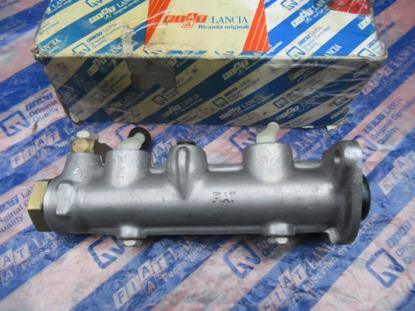 4396082 Hoofdremcilinder Fiat 238
