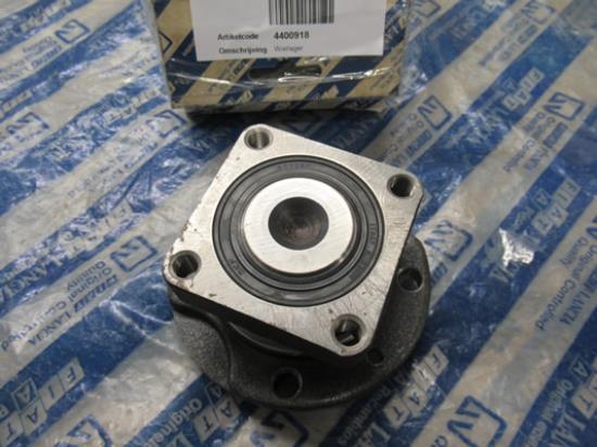 4400918 Wiellager achter