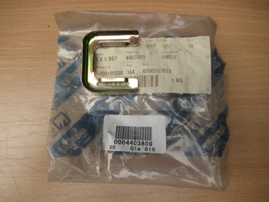 4403809 Veertje portier