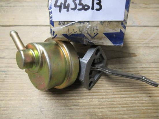 4435013 Brandstofpomp