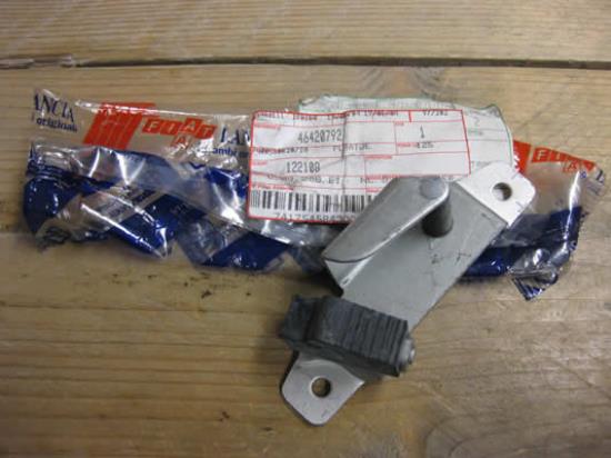 46420792 Plaatje slot rechts Fiat Marea