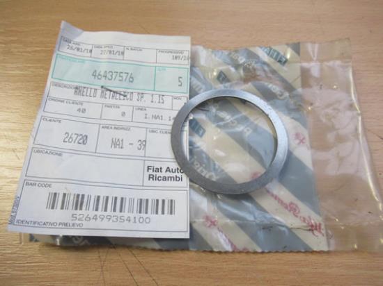 46437576 Versnellingsbak afstelshim SP1.25