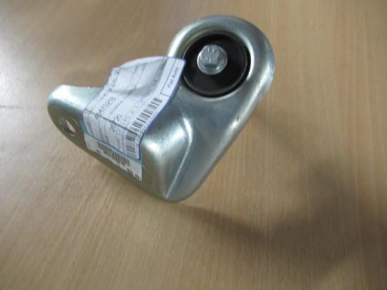 46470216 Beugel uitlaat 2.4