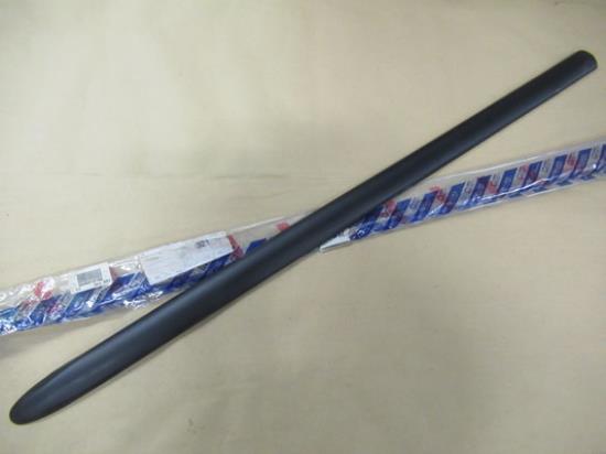 46512196 Stootstrip rechtsvoor