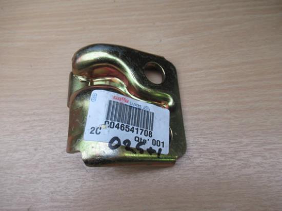 46541708 Scharnier deur rechterzijde