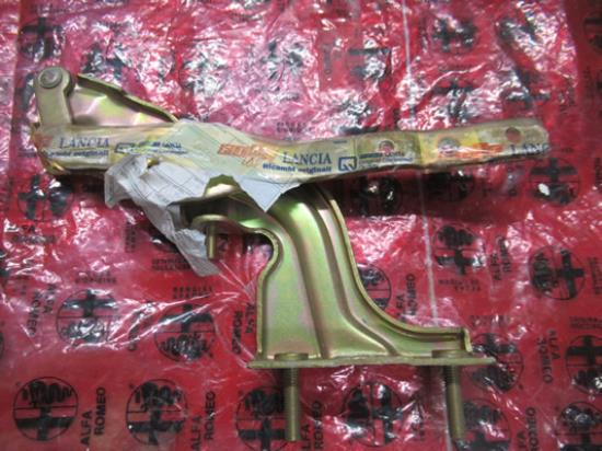 46548059 Motorkap scharnier links