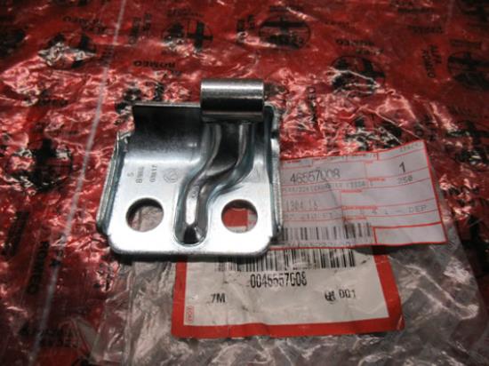 46557008 Bovenste scharnier portier linksvoor en -achter