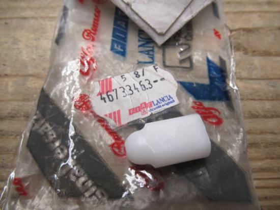 46733463 Plug voorstoelen rails Alfa Romeo fiat Lancia