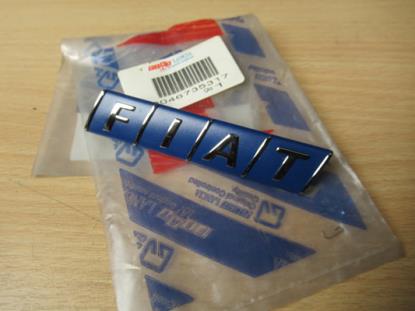 46735317 Embleem achter