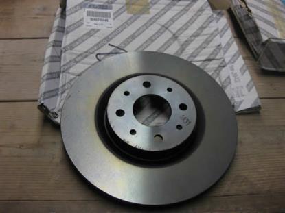 46765546 Remschijf geventileerd voorzijde