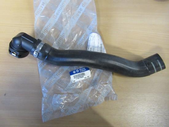 46779530 Radiateurslang 1.9 JTD