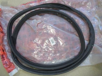 46795549 Rubber deurrubber pakking Alfa Romeo 147 achterzijde links 5 deurs