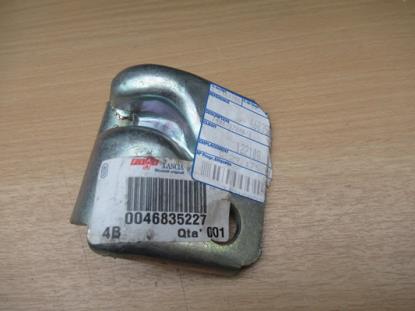 46835227 Deur scharnier rechter voorzijde