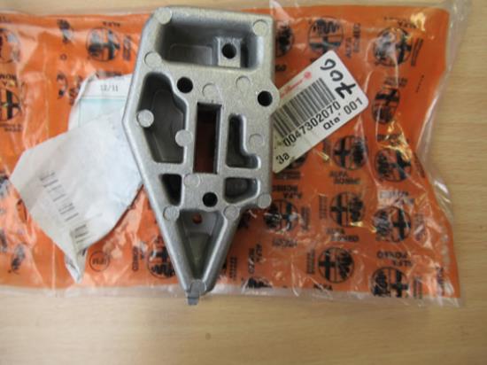 47302070 Beugel armsteun Alfa Romeo 156 Lancia Lybra