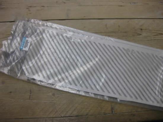 50507798 Steenslagsticker linksachter