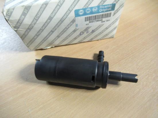 51736645 Ruitensproeierpomp