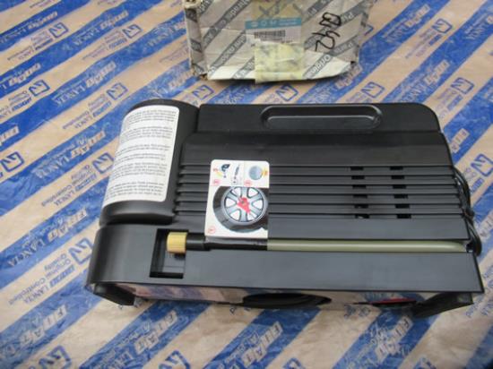 51739523 Eerste hulp kit band reperatie set