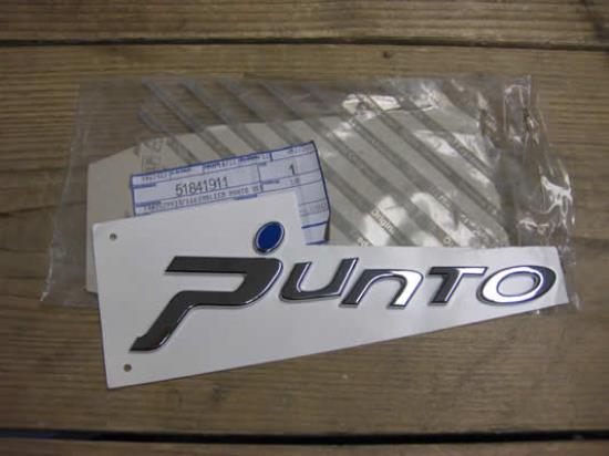 51841911 Embleem Punto