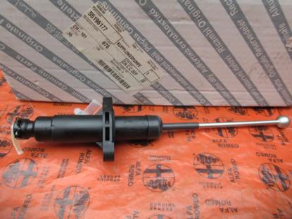 55196177 Hoofdcilinder koppeling